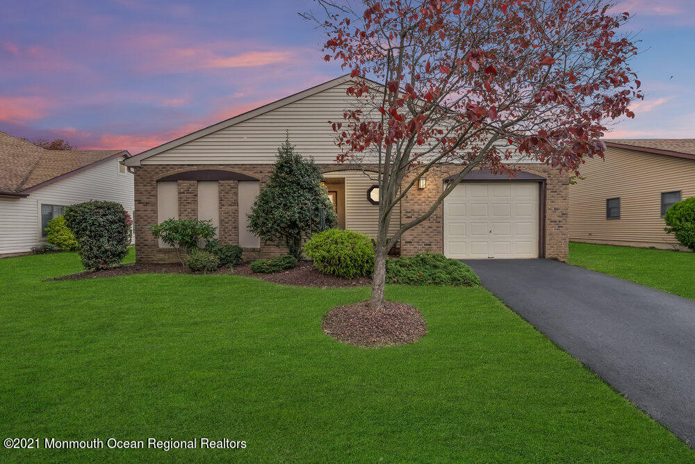 8 Benchley Dr, Marlboro Township, NJ 07746 MLS 22136187 Coldwell Banker