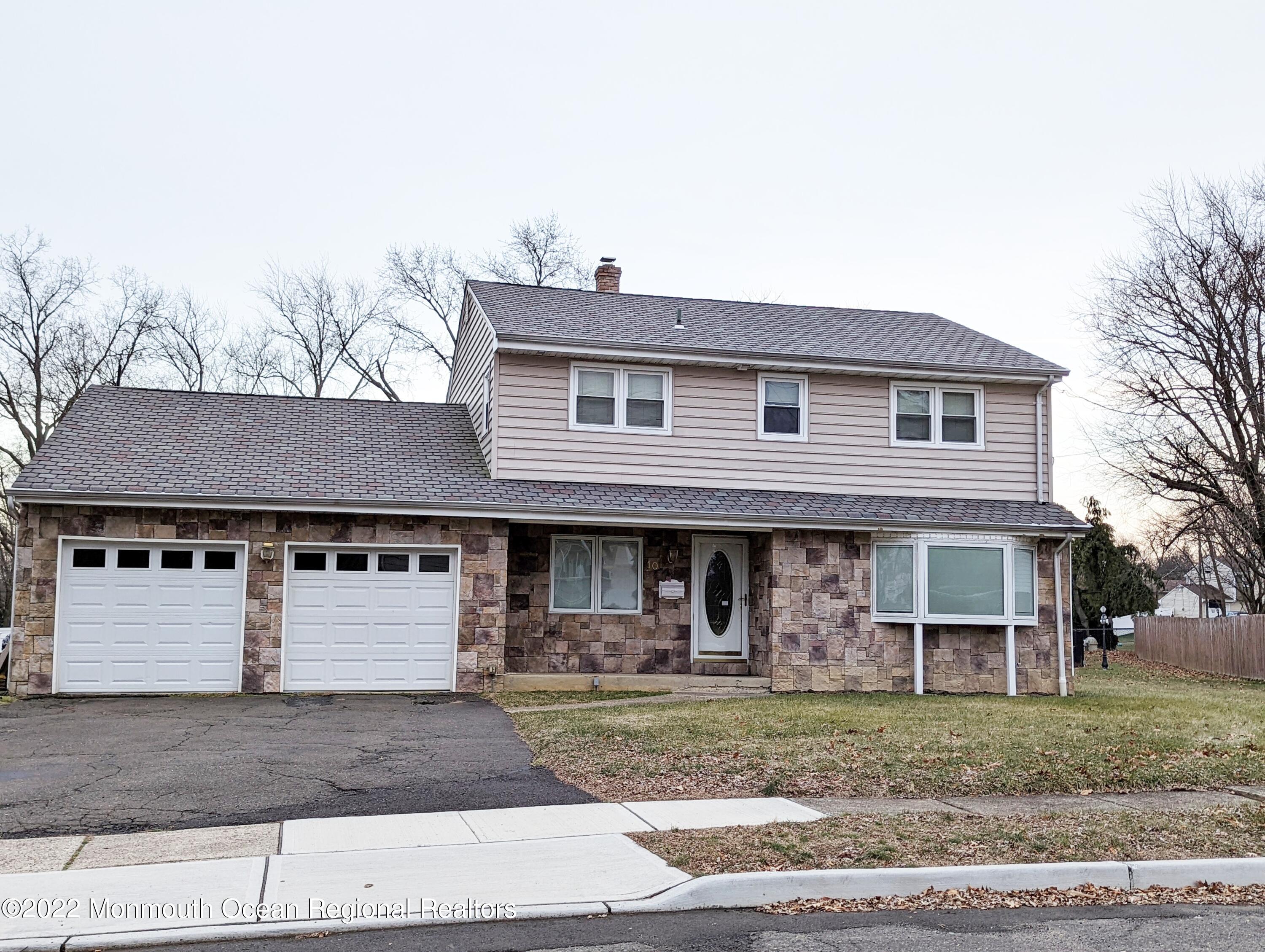 10 Warren Ct, Old Bridge Township, NJ 08857 MLS 22202080 Coldwell
