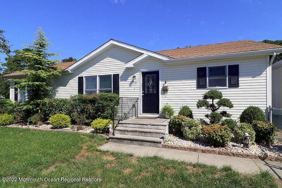 219 Manapaqua Ave, Lakehurst, NJ 08733 MLS 22203428 Coldwell Banker