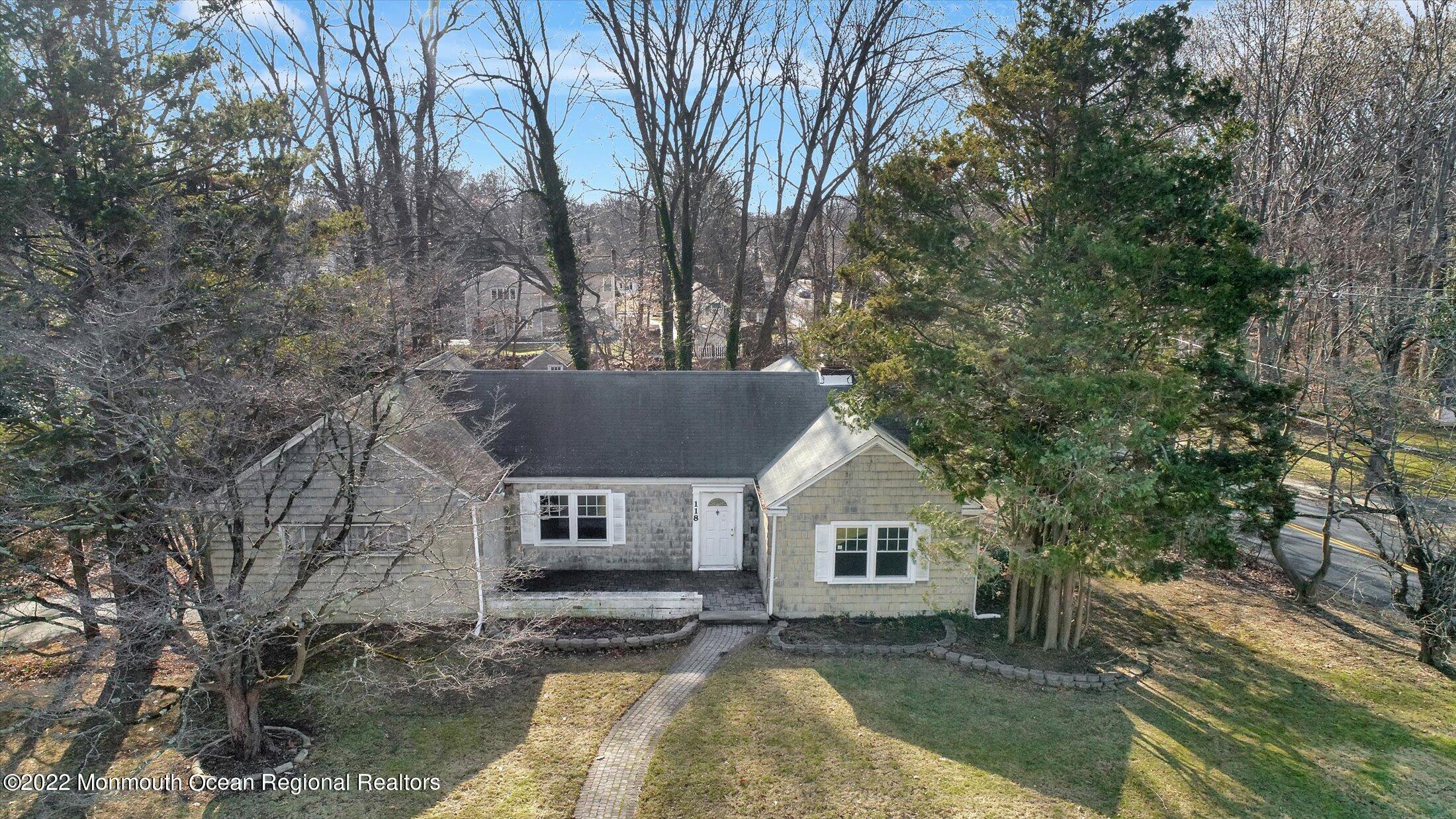 118 Lakeshore Dr, Red Bank, NJ 07701 MLS 22205278 Coldwell Banker