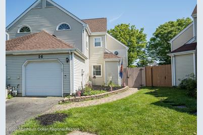 14 Cummings Court, Freehold, NJ 07728 - Photo 1