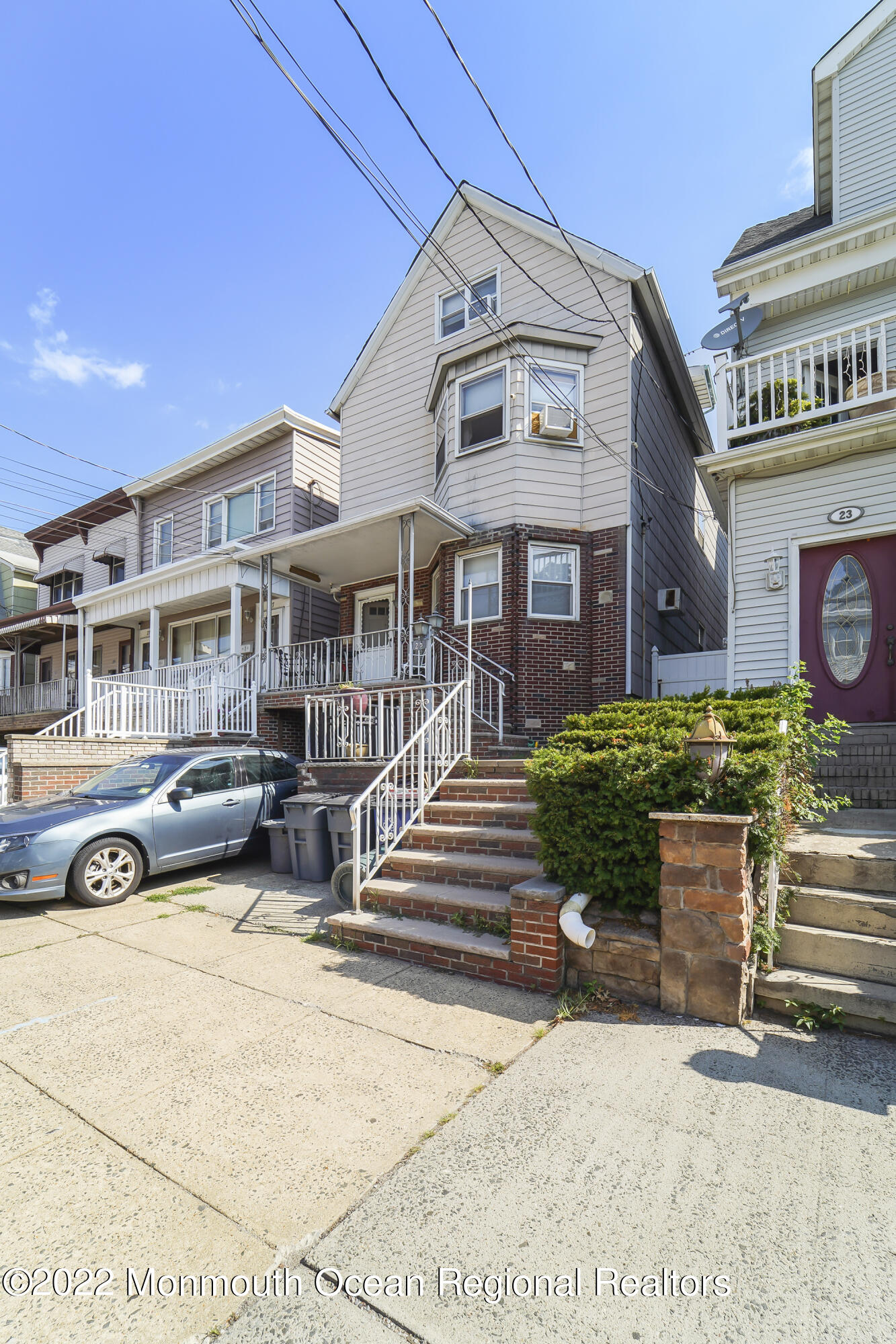 25 51st Street W, Bayonne, NJ 07002 - MLS 22222099 - Coldwell Banker