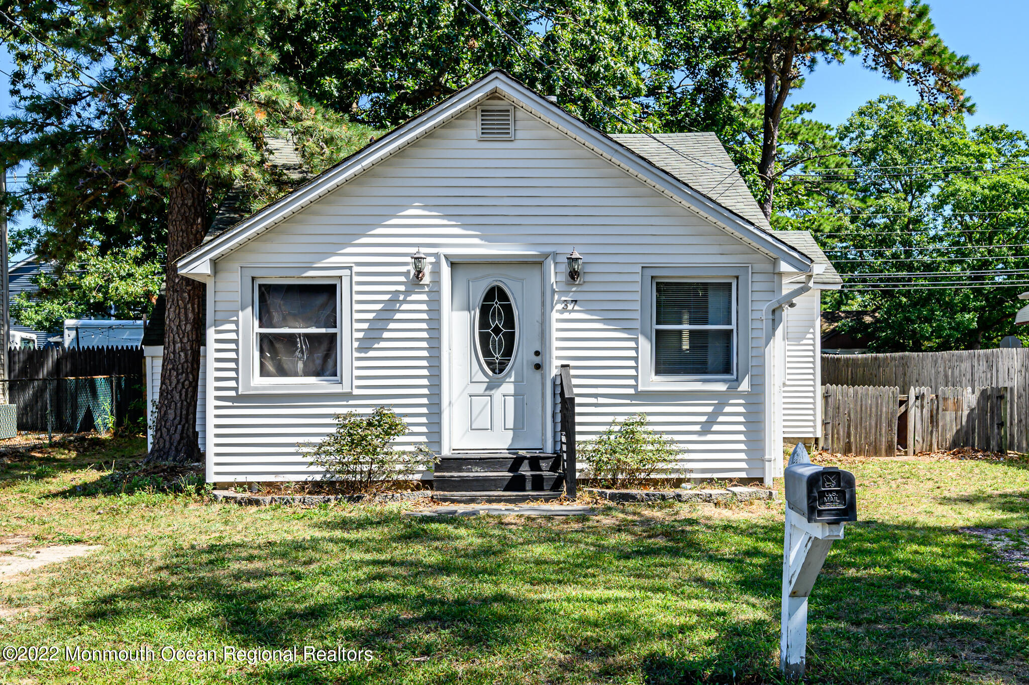 37 McKay Dr, Brick, NJ 08723 MLS 22226730 Coldwell Banker