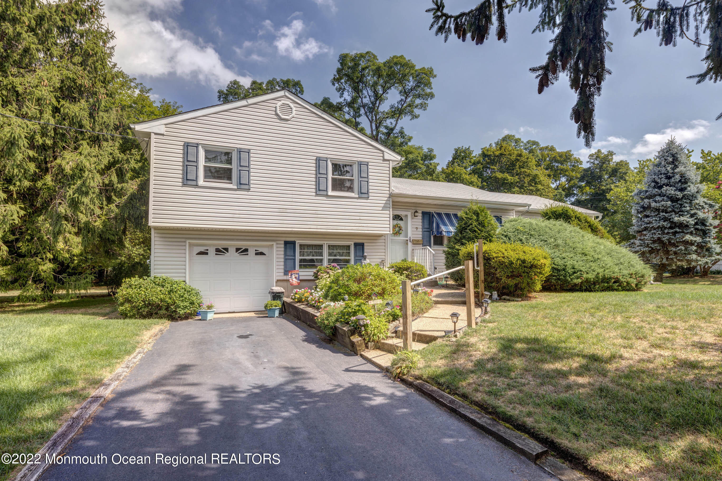 7 Nautilus Dr, Leonardo, NJ 07737 MLS 22227654 Coldwell Banker