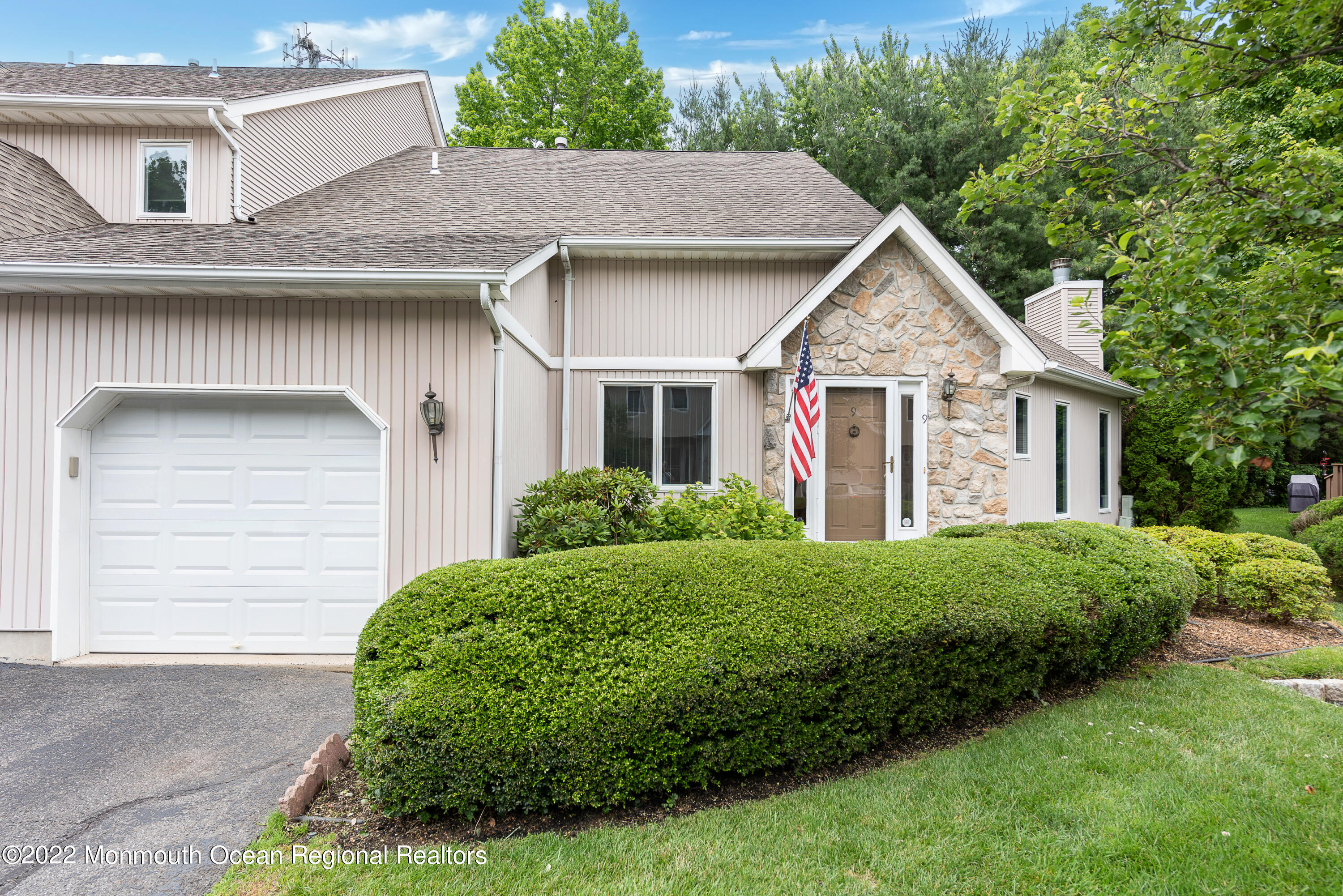 9 Hickory Ln, Little Silver, NJ 07739 MLS 22229524 Coldwell Banker