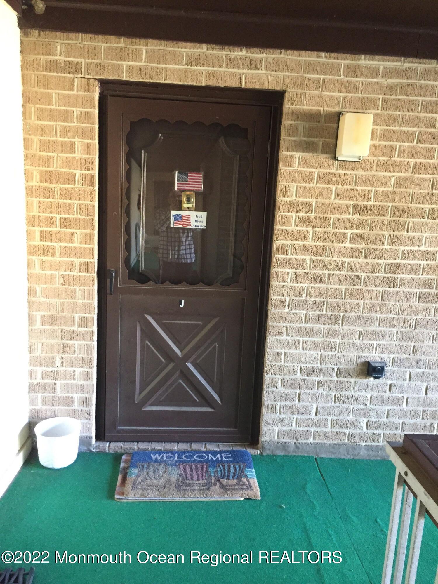 34 Meadow Green Cir J, Manalapan Township, NJ 07726 MLS 22233710