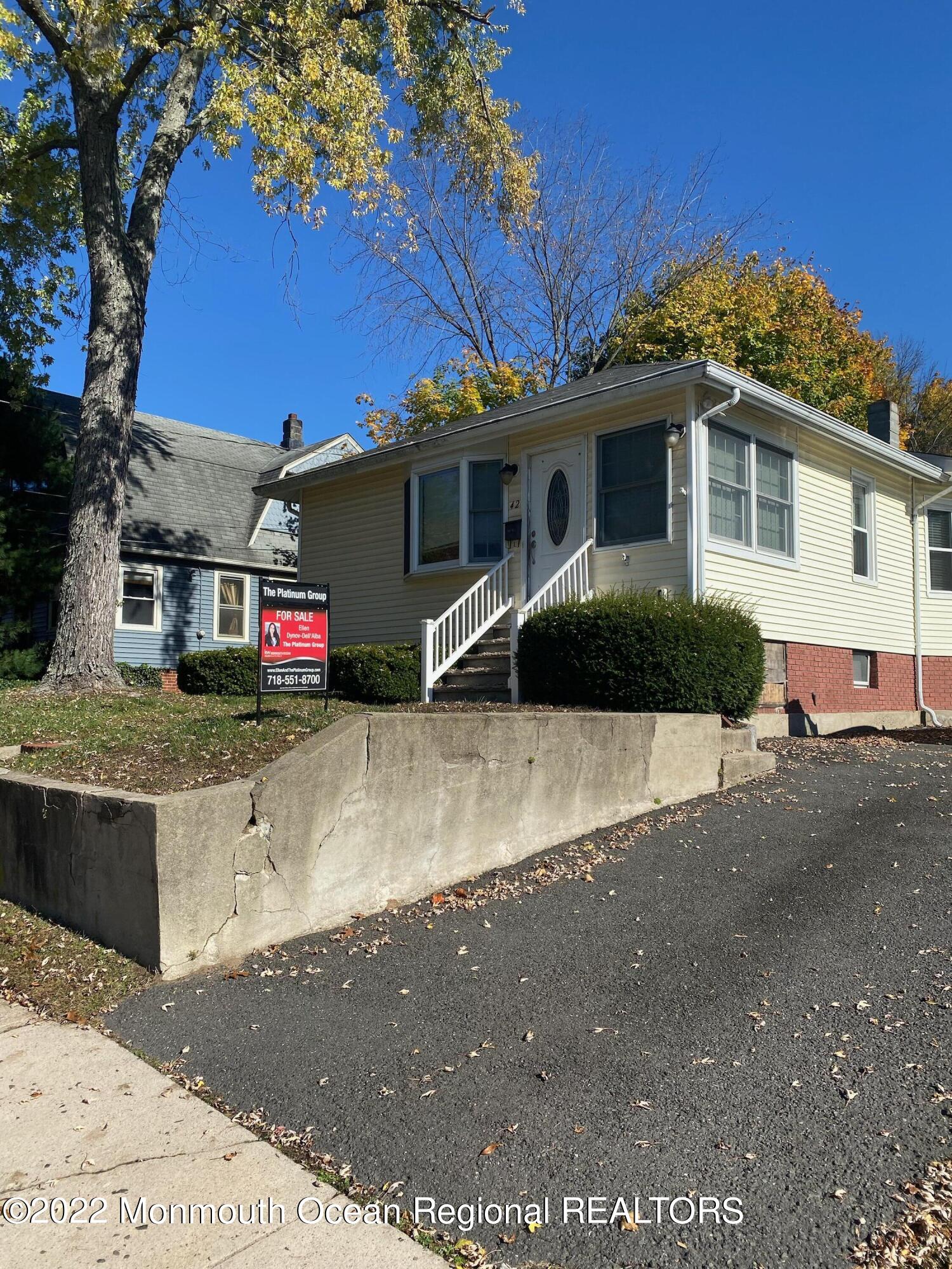 42 Vreeland Ave, Midland Park, NJ 07432 MLS 22234358 Coldwell Banker