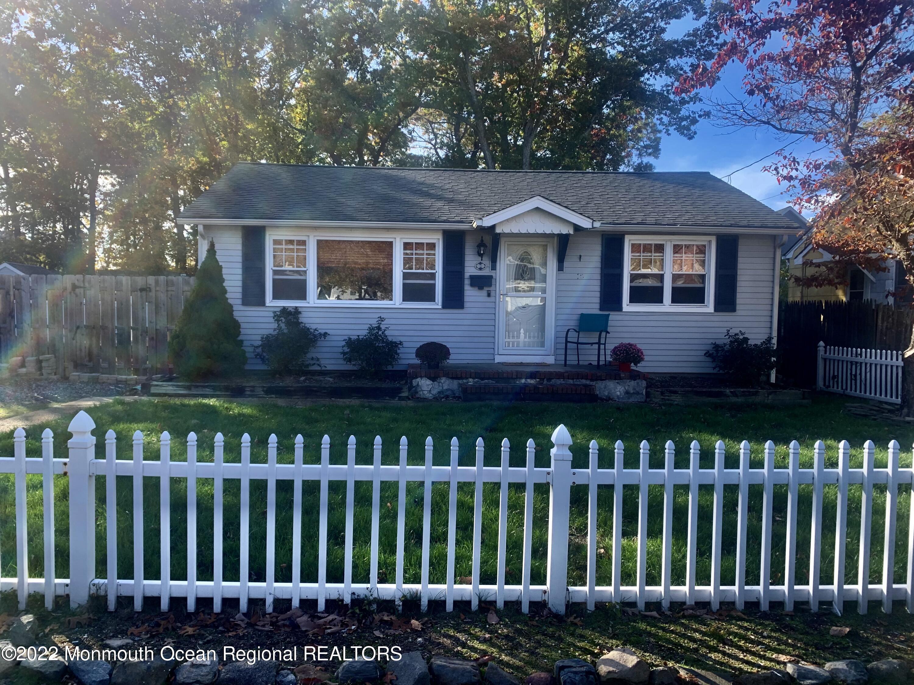 10 Stuyvesant Rd, Brick, NJ 08723 MLS 22234474 Coldwell Banker