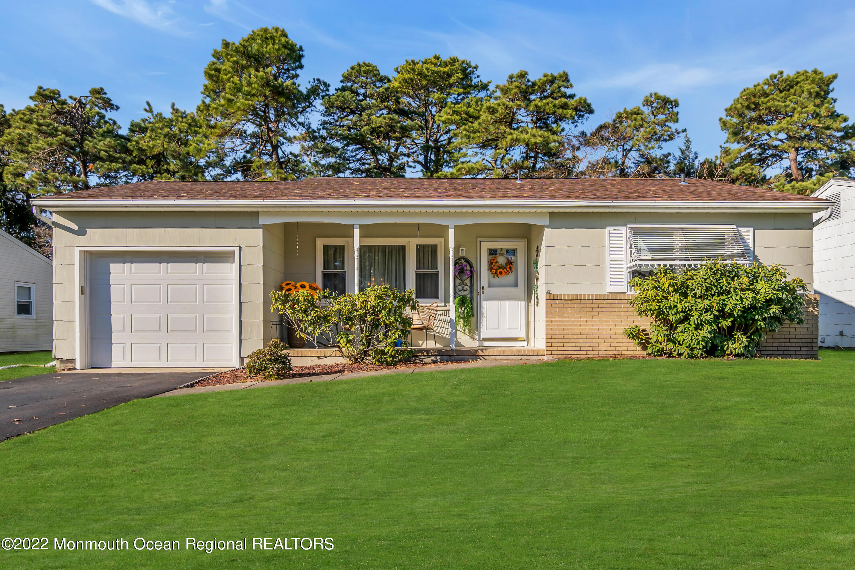 33 Beaverbrook Dr, Toms River Township, NJ 08757 MLS 22236799