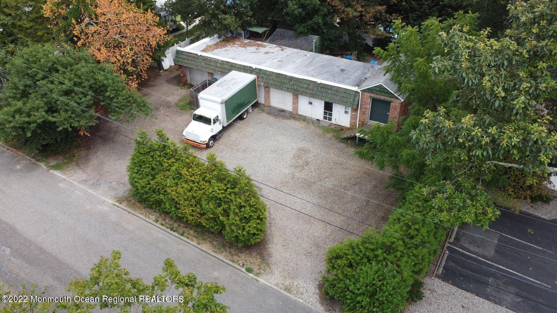 305 Glen Oak Dr, Toms River Township, NJ 08753 MLS 22237447