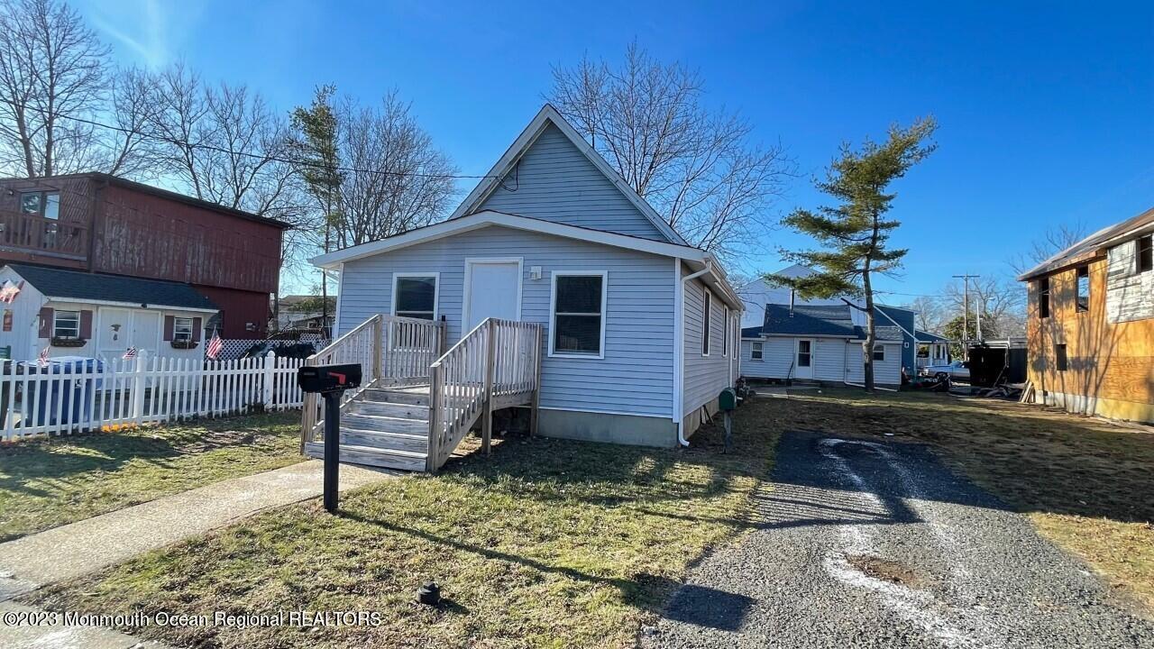 11 Bray Ave, North Middletown, NJ 07748 MLS 22300478 Coldwell Banker