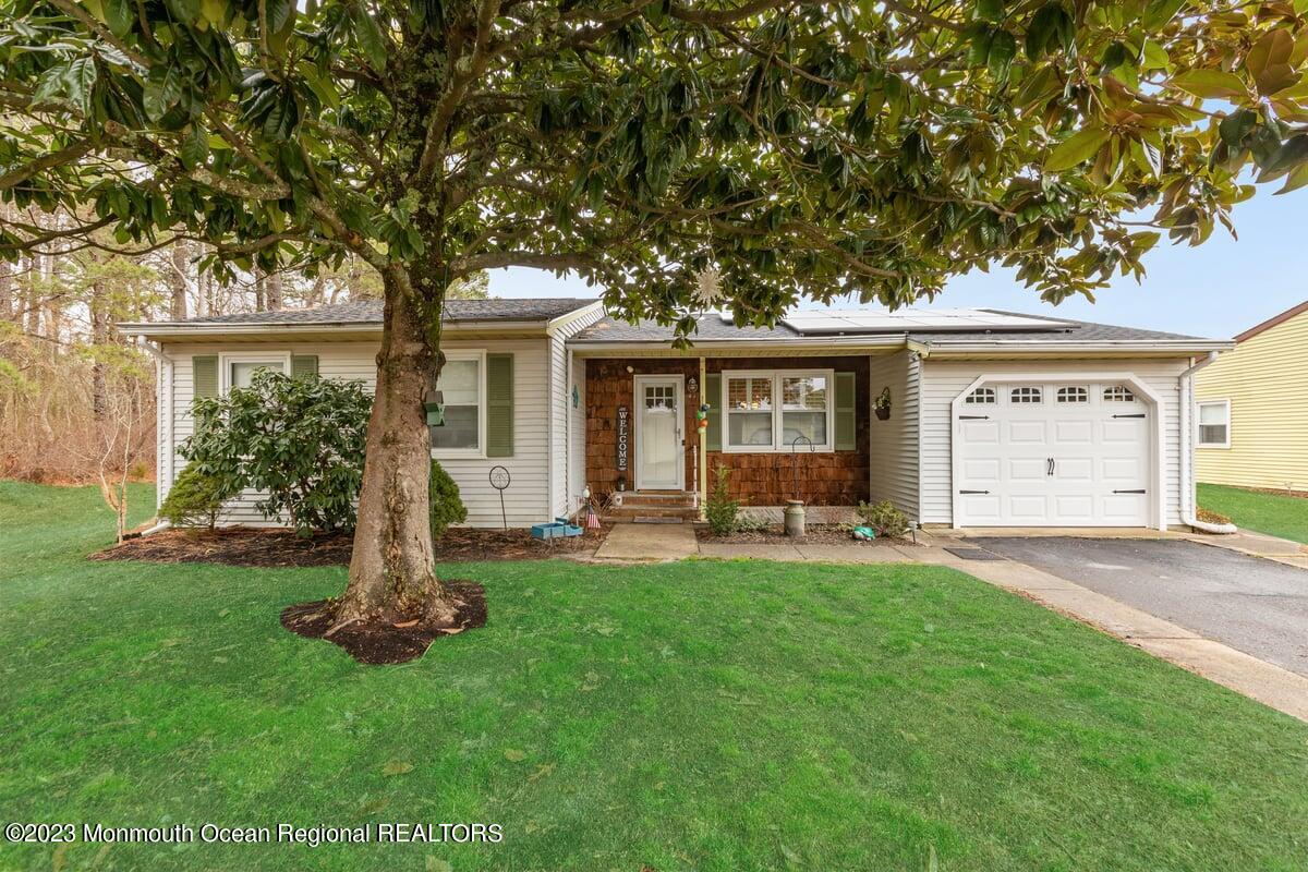 41 Central Ave 72, Whiting, NJ 08759 MLS 22301517 Coldwell Banker