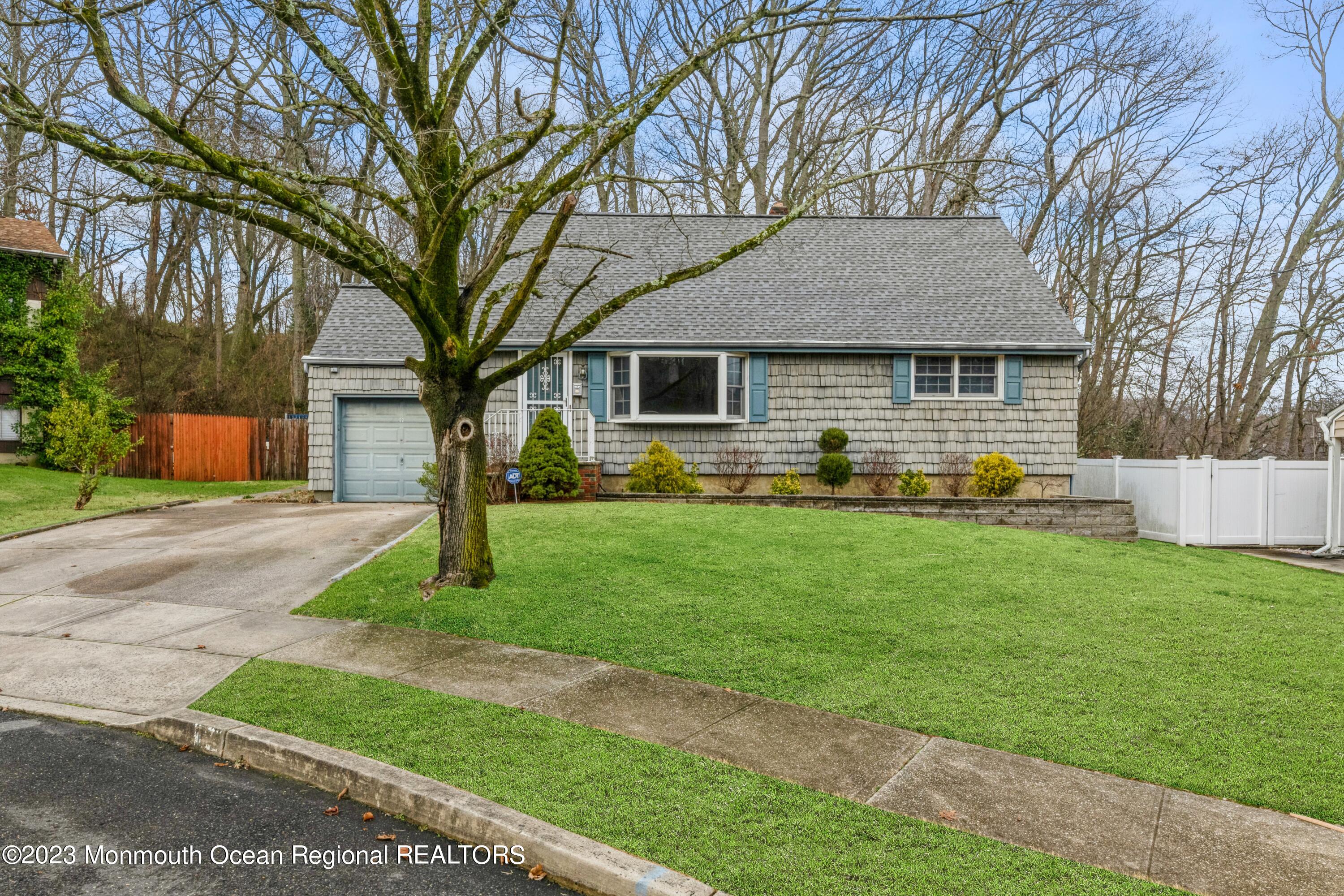 11 Diana Ct, South Amboy, NJ 08879 MLS 22302848 Coldwell Banker