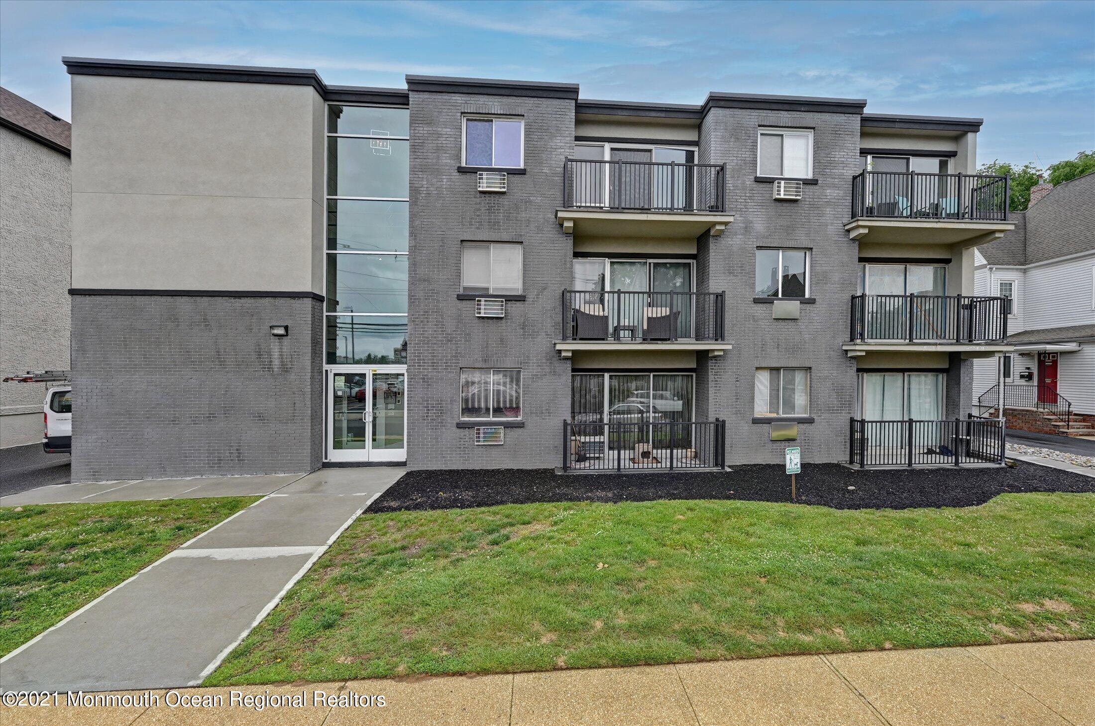 21 Leroy Pl 2C, Red Bank, NJ 07701 MLS 22303909 Coldwell Banker