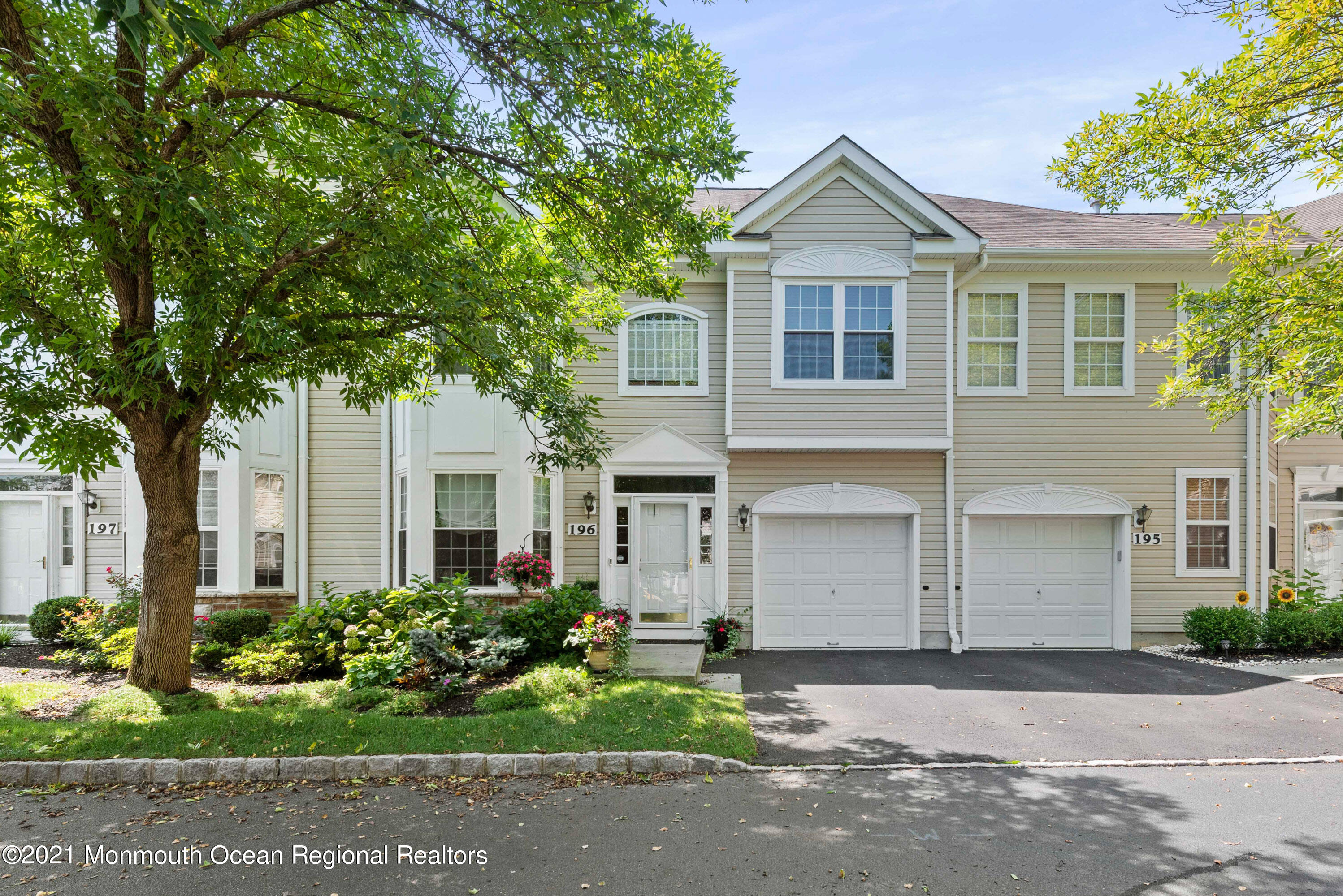 196 Shinnecock Dr, Manalapan Township, NJ 07726 MLS 22304067