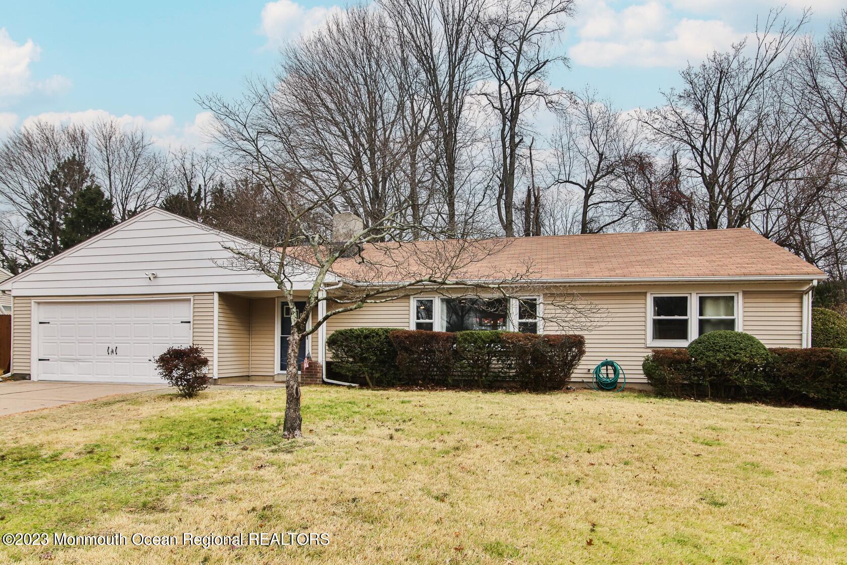 29 Woodbrook Dr, Aberdeen Township, NJ 07747 MLS 22304737 Coldwell Banker