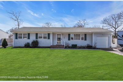 203 Walnut Drive, Lanoka Harbor, NJ 08734 - Photo 1