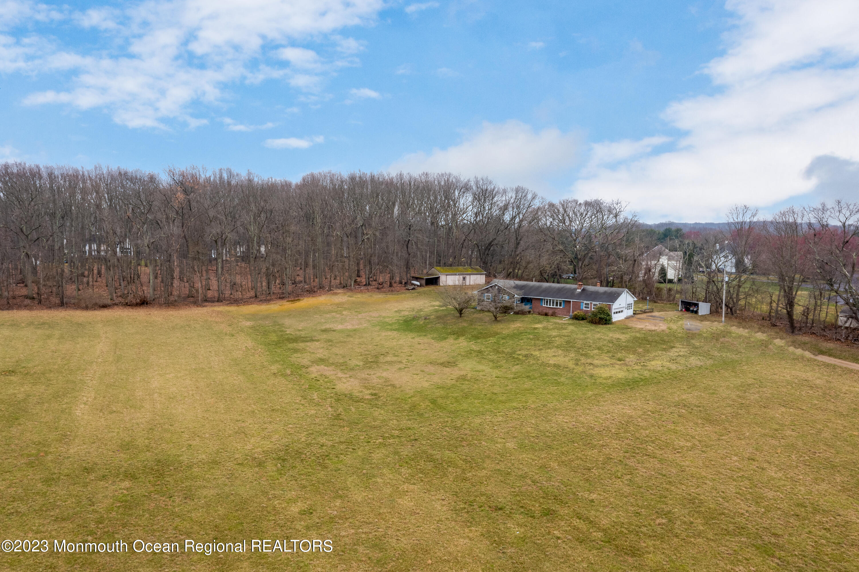 91 Sweetmans Ln, Manalapan Township, NJ 07726 MLS 22307971 Coldwell