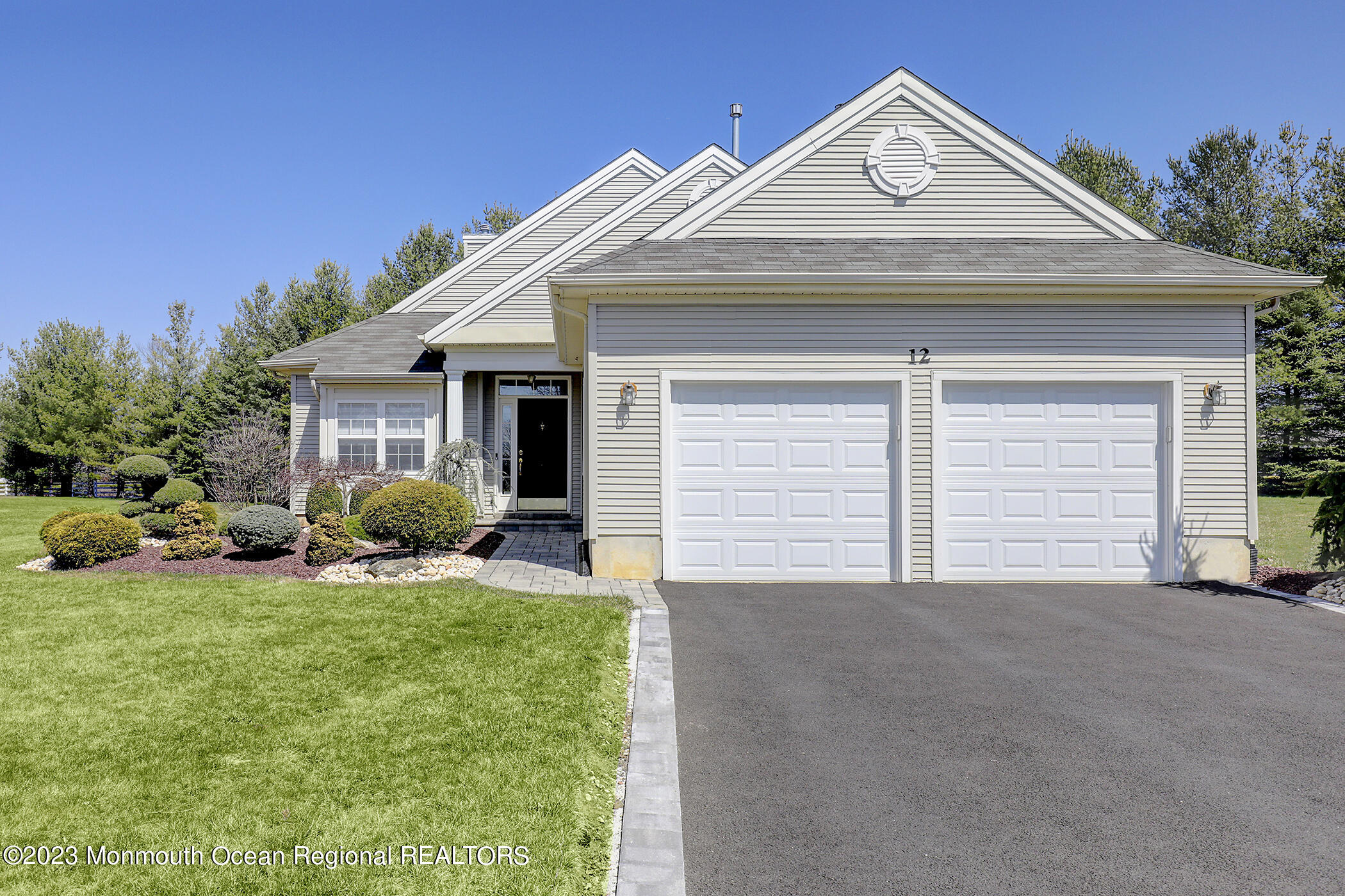 12 Cotswold Cir, Manalapan Township, NJ 07726 MLS 22309069 Coldwell