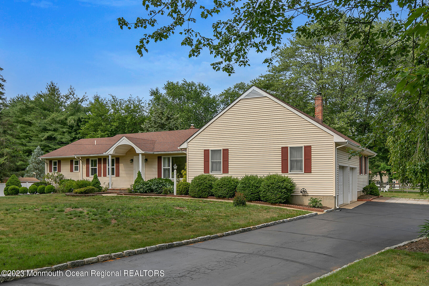 112 MiddletownLincroft Rd, Lincroft, NJ 07738 MLS 22318852