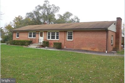 1984 Martinsburg Pike Winchester Va 22603 Mls 1004011133