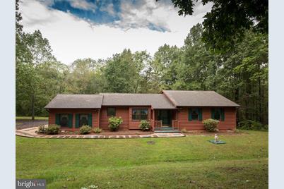 102 Shawnee Ct Winchester Va 22602 Mls 1007538074 Coldwell