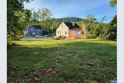 817 Nassau St #2, Charlottesville, VA 22902 - Photo 1