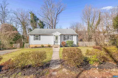 121 W Park Dr, Charlottesville, VA 22901 - Photo 1
