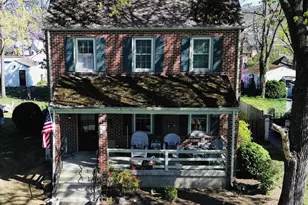 636 Pine Ave, Waynesboro, VA 22980 - Photo 1