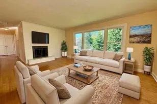 405 Moseley Dr, Charlottesville, VA 22903 - Photo 1