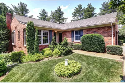 560 Worthington Dr, Charlottesville, VA 22903 - Photo 1