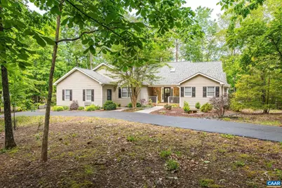 61 Wildwood Dr, Palmyra, VA 22963 - Photo 1