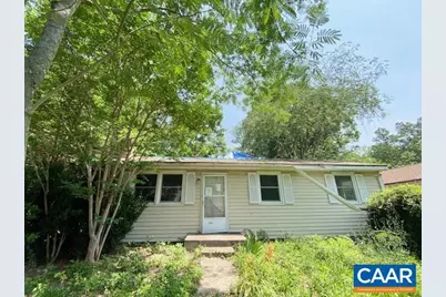 1430 Shenandoah Ave, Waynesboro, VA 22980 - Photo 1