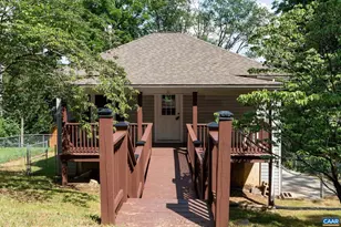 39 Olive St, Staunton, VA 24401 - Photo 1