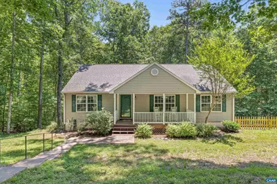 8 Riverside Dr, Palmyra, VA 22963 - Photo 1
