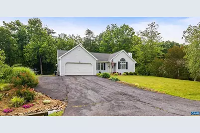 12 Springer Rd, Stuarts Draft, VA 24477 - Photo 1