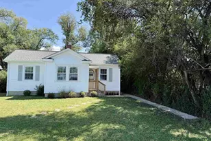 756 N Augusta St, Waynesboro, VA 22980 - Photo 1