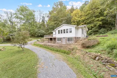 1819 Simmons Gap Rd, Dyke, VA 22935 - Photo 1