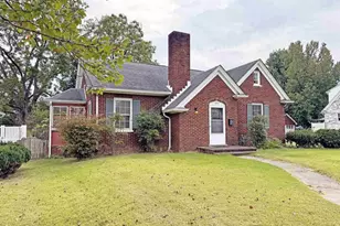 304 Crompton Rd, Waynesboro, VA 22980 - Photo 1