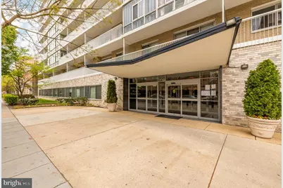 730 24th Street NW #203, Washington, DC 20037 - Photo 1