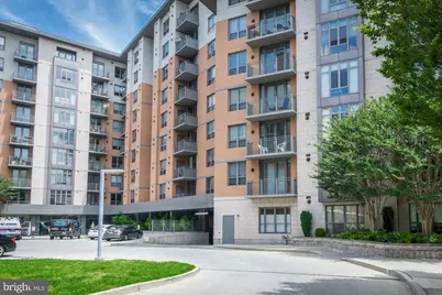 3883 Connecticut Avenue NW #903, Washington, DC 20008 - Photo 1