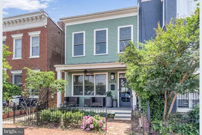1235 E Street SE, Washington, DC 20003 - Photo 1