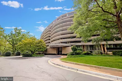 4200 Massachusetts Avenue NW #801, Washington, DC 20016 - Photo 1