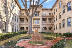 1527 30th St NW, Washington, DC 20007 - Photo 1