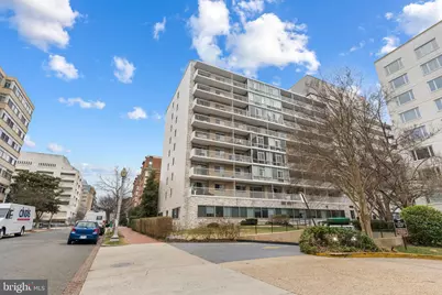 730 24th Street NW #704, Washington, DC 20037 - Photo 1