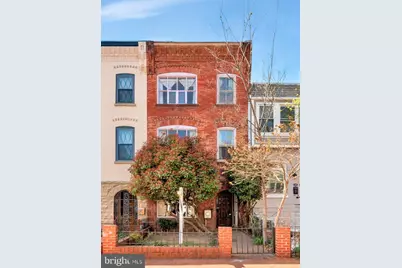 208 9th Street NE, Washington, DC 20002 - Photo 1