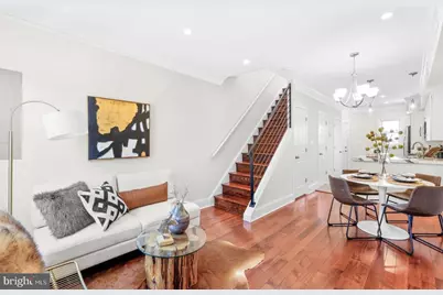 649 20th Street NE, Washington, DC 20002 - Photo 1