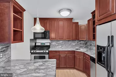 2401 H Street NW #409, Washington, DC 20037 - Photo 1