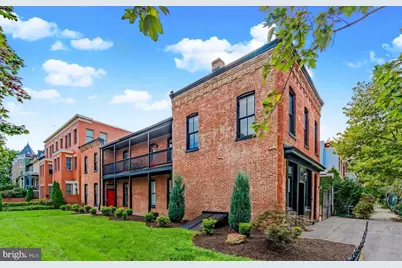 1133 D Street NE #1B, Washington, DC 20002 - Photo 1