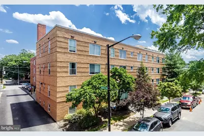 420 16th Street SE #202, Washington, DC 20003 - Photo 1